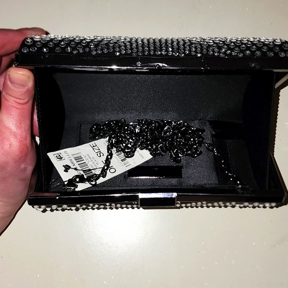 ☆[HP]☆Randi Embellis Sparkley Stylish CrossBody Purse Clutch Bag Gun Metal Chain - Picture 12 of 12